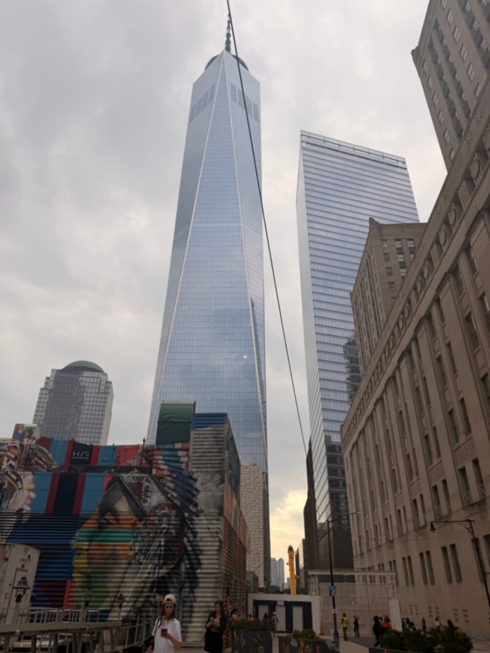 One World Trade Center visto da rua